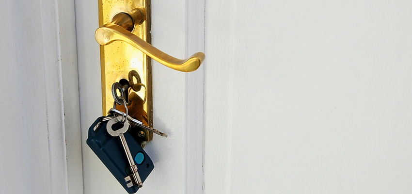 Broken Door Key Extraction in Lucas Valley-Marinwood, CA